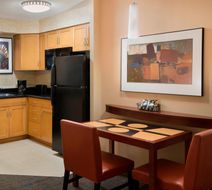 Residence Inn Toronto Downtown Room