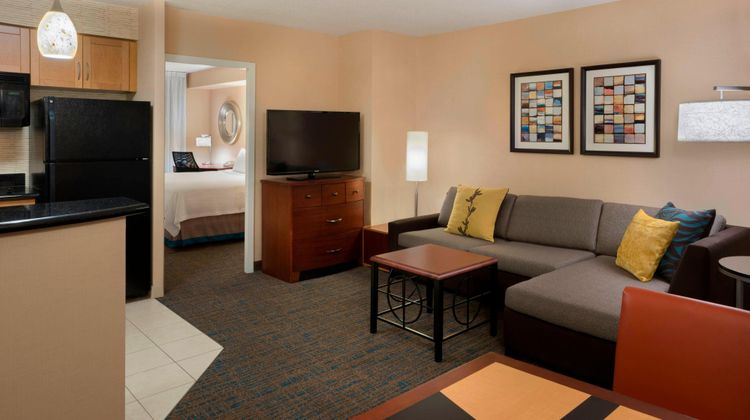 Residence Inn Toronto Downtown Room