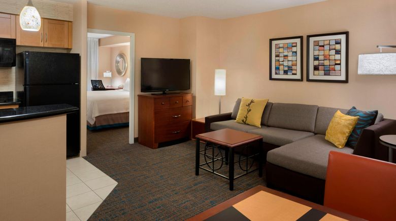 <b>Residence Inn Toronto Downtown Room</b>. Images powered by <a href="https://www.leonardoworldwide.com/" title="Leonardo Worldwide" target="_blank">Leonardo</a>.
