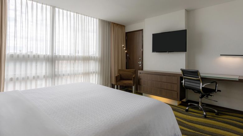 <b>Four Points by Sheraton, Bogota Room</b>. Images powered by <a href="https://www.leonardoworldwide.com/" title="Leonardo Worldwide" target="_blank">Leonardo</a>.