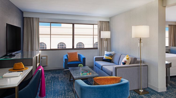 Hotel Dena Pasadena, Tribute Portfolio Suite