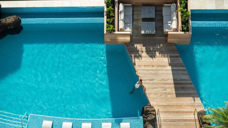 <b>Ritz-Carlton Residences, Waikiki Beach Pool</b>. Images powered by <a href="https://www.leonardoworldwide.com/" title="Leonardo Worldwide" target="_blank">Leonardo</a>.
