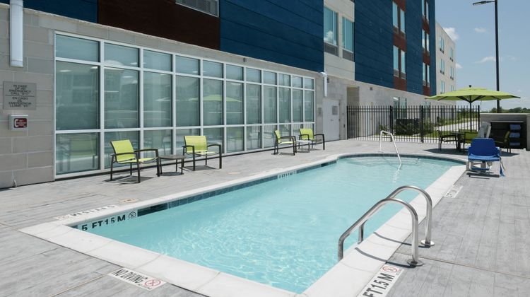SpringHill Suites Texas City Pool