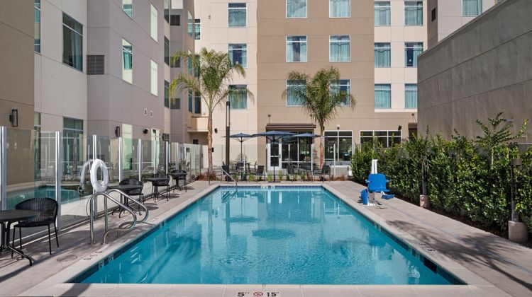 Residence Inn Chatsworth Pool