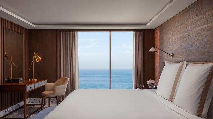 Jumeirah Beach Hotel Suite