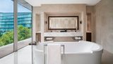 <b>JW Marriott Hotel Hanoi Room</b>. Images powered by <a href="https://www.leonardoworldwide.com/" title="Leonardo Worldwide" target="_blank">Leonardo</a>.