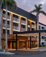 Courtyard by Marriott Naples