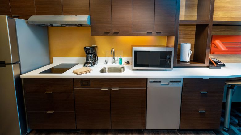 <b>TownePlace Suites Irvine Lake Forest Room</b>. Images powered by <a href="https://www.leonardoworldwide.com/" title="Leonardo Worldwide" target="_blank">Leonardo</a>.