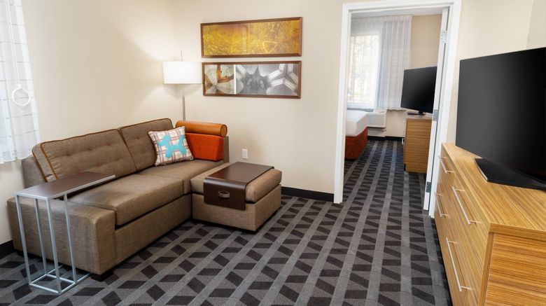<b>TownePlace Suites Irvine Lake Forest Room</b>. Images powered by <a href="https://www.leonardoworldwide.com/" title="Leonardo Worldwide" target="_blank">Leonardo</a>.