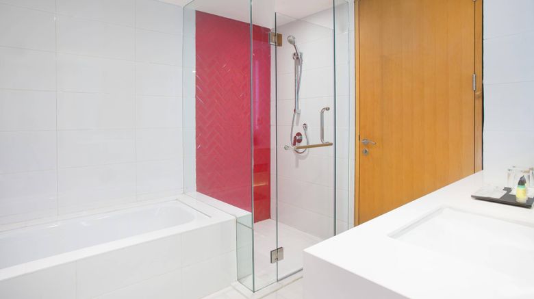 <b>Four Points by Sheraton Surabaya Room</b>. Images powered by <a href="https://www.leonardoworldwide.com/" title="Leonardo Worldwide" target="_blank">Leonardo</a>.