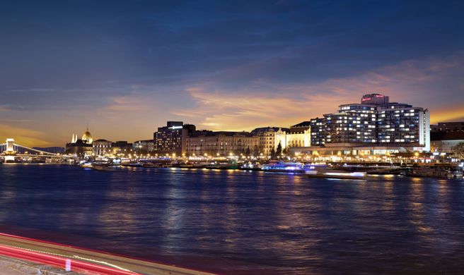 Budapest Marriott Hotel Exterior