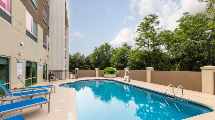 Holiday Inn Express & Suites Rock Hill Pool