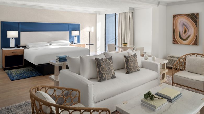 <b>Sheraton Sand Key Resort Suite</b>. Images powered by <a href="https://www.leonardoworldwide.com/" title="Leonardo Worldwide" target="_blank">Leonardo</a>.