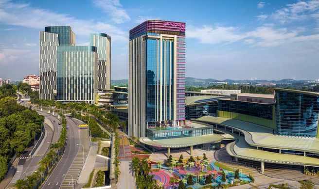 Moxy Putrajaya Exterior