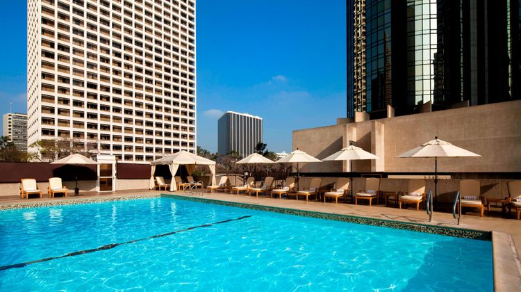 The Westin Bonaventure Hotel & Suites Pool