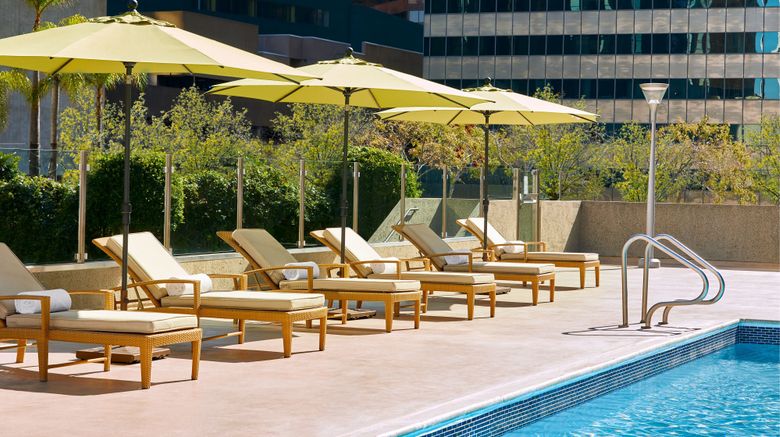 <b>The Westin Bonaventure Hotel & Suites Pool</b>. Images powered by <a href="https://www.leonardoworldwide.com/" title="Leonardo Worldwide" target="_blank">Leonardo</a>.