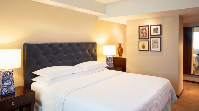 <b>Sheraton Mexico City Maria Isabel Hotel Suite</b>. Images powered by <a href="https://www.leonardoworldwide.com/" title="Leonardo Worldwide" target="_blank">Leonardo</a>.