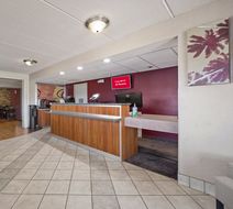 Red Roof Inn Greensboro Airport Lobby