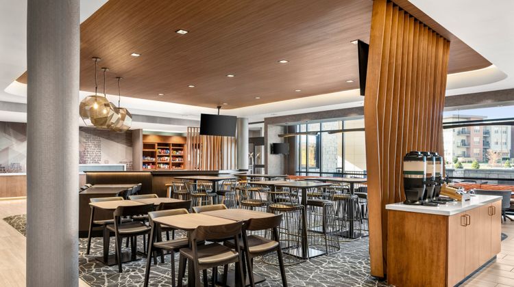 SpringHill Suites Menomonee Falls Restaurant