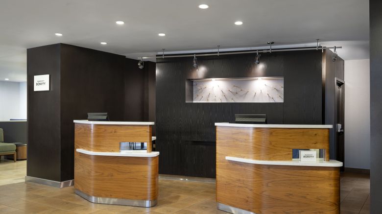 <b>Courtyard San Mateo Foster City Lobby</b>. Images powered by <a href="https://www.leonardoworldwide.com/" title="Leonardo Worldwide" target="_blank">Leonardo</a>.