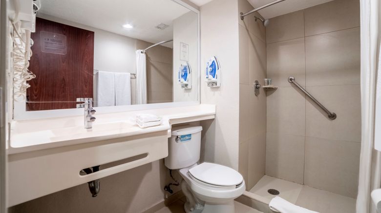 <b>City Express by Marriott Room</b>. Images powered by <a href="https://www.leonardoworldwide.com/" title="Leonardo Worldwide" target="_blank">Leonardo</a>.