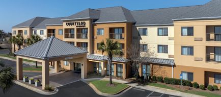 Courtyard by Marriott Panama City Exterior