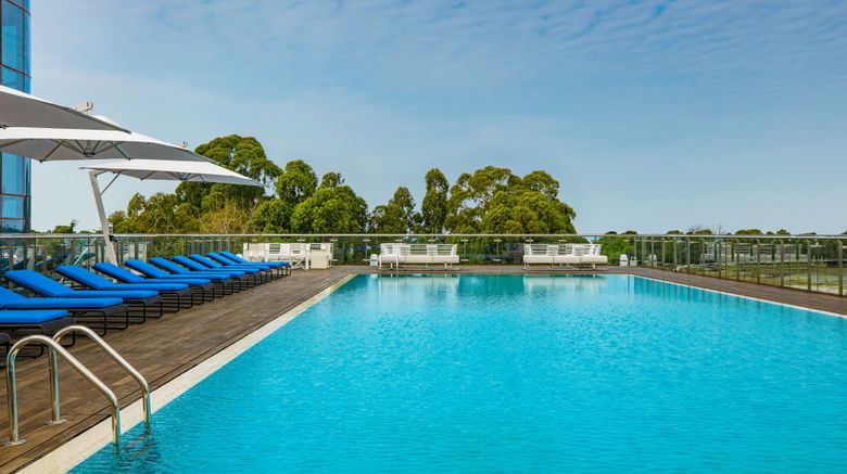 <b>Le Meridien Batumi Pool</b>. Images powered by <a href="https://www.leonardoworldwide.com/" title="Leonardo Worldwide" target="_blank">Leonardo</a>.