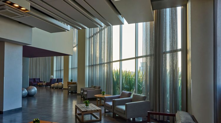 City Express Plus by Marriott Lobby