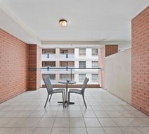 APX Apartments Darling Harbour Room