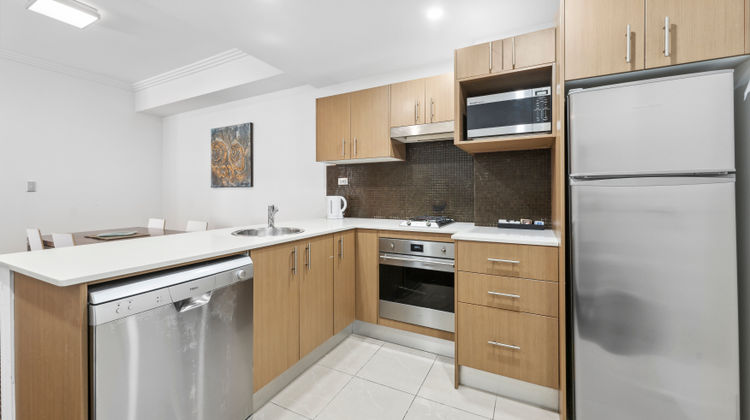 APX Apartments World Square Sydney Room