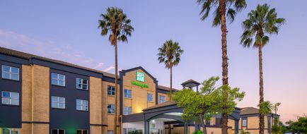 Holiday Inn Johannesburg Airport Exterior