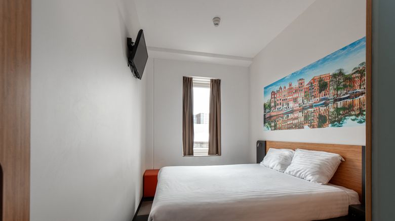 <b>easyHotel Amsterdam Arena Boulevard Room</b>. Images powered by <a href="https://www.leonardoworldwide.com/" title="Leonardo Worldwide" target="_blank">Leonardo</a>.