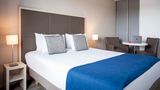 Sejours & Affaires Paris Vincennes Room