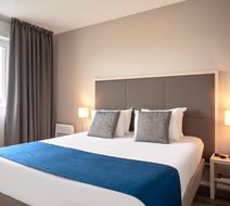 Sejours & Affaires Paris Vincennes Room