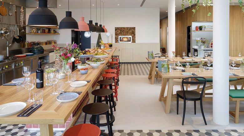 <b>Zoku Vienna Restaurant</b>. Images powered by <a href="https://www.leonardoworldwide.com/" title="Leonardo Worldwide" target="_blank">Leonardo</a>.