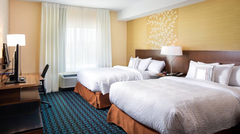 <b>Fairfield Inn & Suites Rochester/Mayo Room</b>. Images powered by <a href="https://www.leonardoworldwide.com/" title="Leonardo Worldwide" target="_blank">Leonardo</a>.