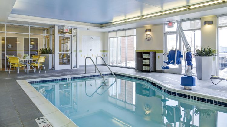 Fairfield Inn & Suites Rochester/Mayo Pool