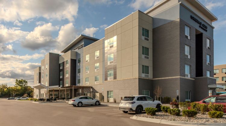 TownePlace Suites Chesterfield Exterior