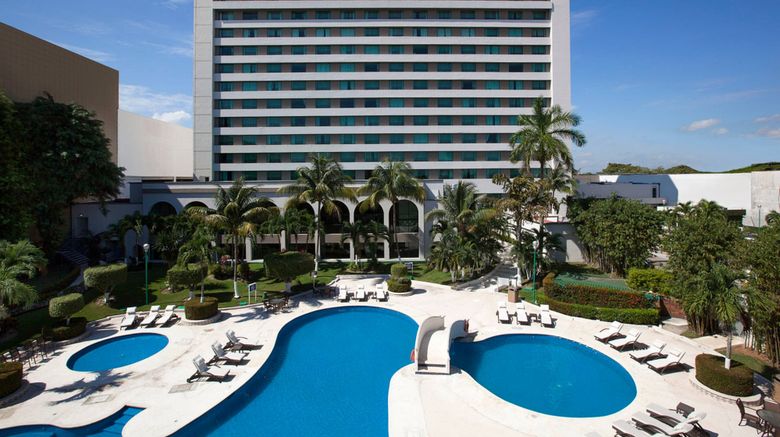 <b>Villahermosa Marriott Hotel Pool</b>. Images powered by <a href="https://www.leonardoworldwide.com/" title="Leonardo Worldwide" target="_blank">Leonardo</a>.