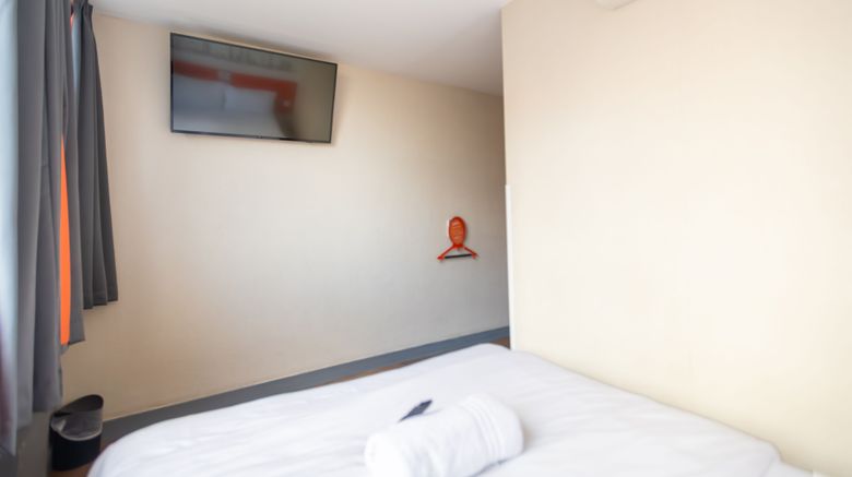 <b>easyHotel Croydon Town Centre Room</b>. Images powered by <a href="https://www.leonardoworldwide.com/" title="Leonardo Worldwide" target="_blank">Leonardo</a>.