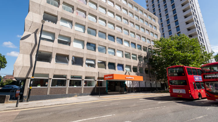 easyHotel Croydon Town Centre Exterior