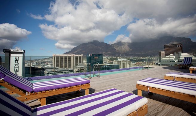 Hotel Sky Cape Town Exterior