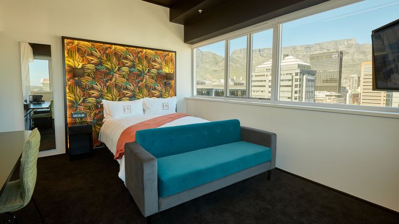 <b>Hotel Sky Cape Town Room</b>. Images powered by <a href="https://www.leonardoworldwide.com/" title="Leonardo Worldwide" target="_blank">Leonardo</a>.