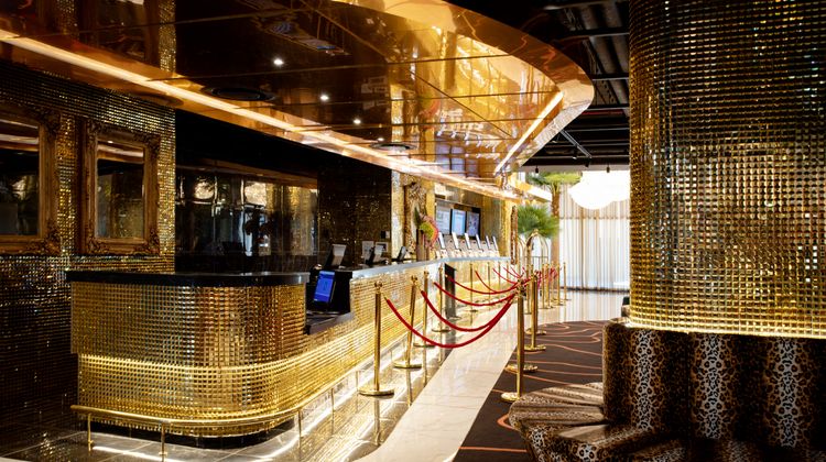 Hotel Sky Cape Town Lobby