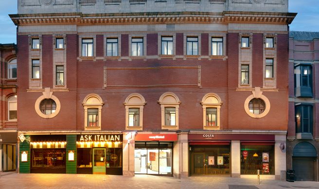 easyHotel Leeds City Centre Exterior
