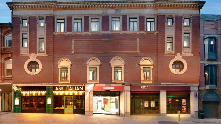 easyHotel Leeds City Centre Exterior