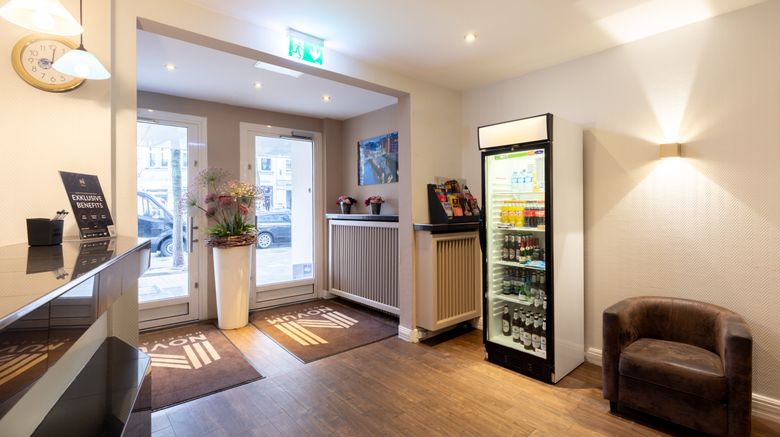 <b>Novum Hotel Continental Hamburg Lobby</b>. Images powered by <a href="https://www.leonardoworldwide.com/" title="Leonardo Worldwide" target="_blank">Leonardo</a>.