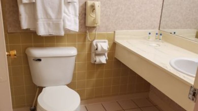 <b>Piccadilly Inn Airport Room</b>. Images powered by <a href="https://www.leonardoworldwide.com/" title="Leonardo Worldwide" target="_blank">Leonardo</a>.