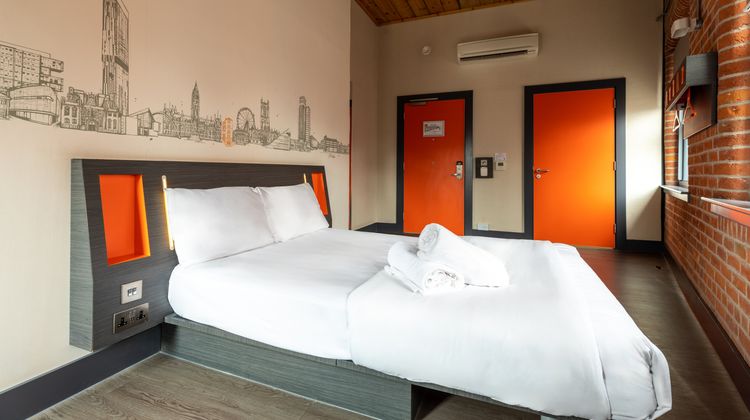 easyHotel Manchester City Centre Room