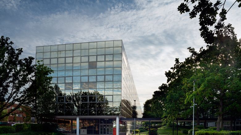 <b>easyHotel Milton Keynes Central Exterior</b>. Images powered by <a href="https://www.leonardoworldwide.com/" title="Leonardo Worldwide" target="_blank">Leonardo</a>.